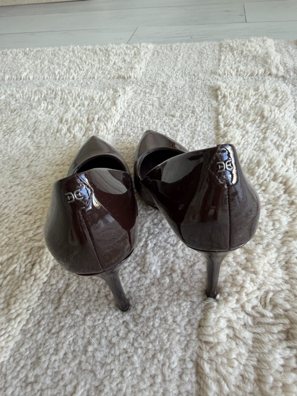 Sam Edelman Pointed Patent Pumps - Hazel Pointed Toe Pump - Picture 5 of 9